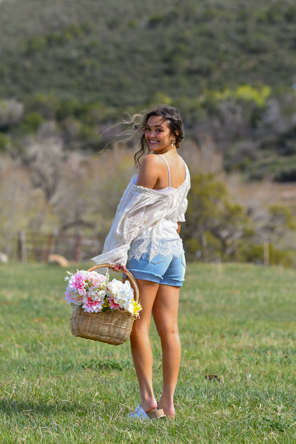 Light Single Fold Denim Shorts