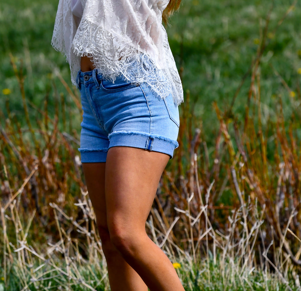 Light Single Fold Denim Shorts