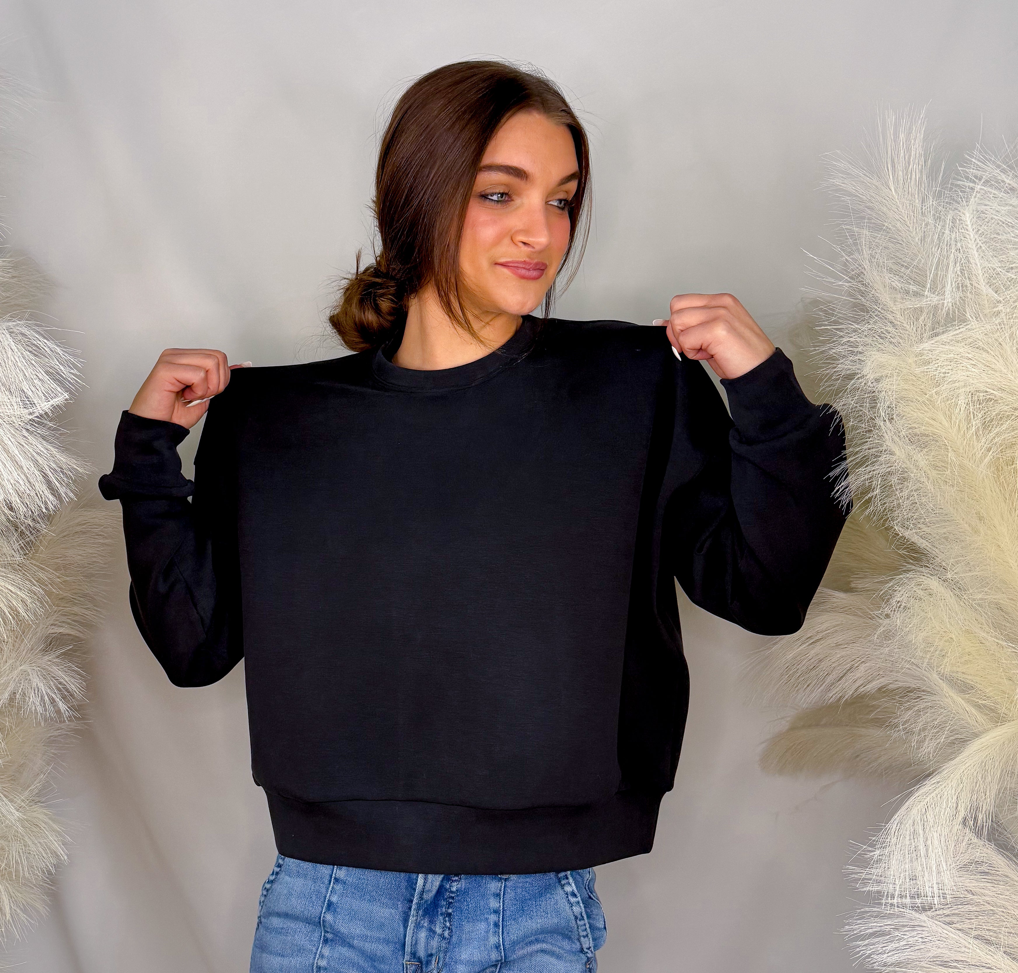 Crew Neck Pullover | Black