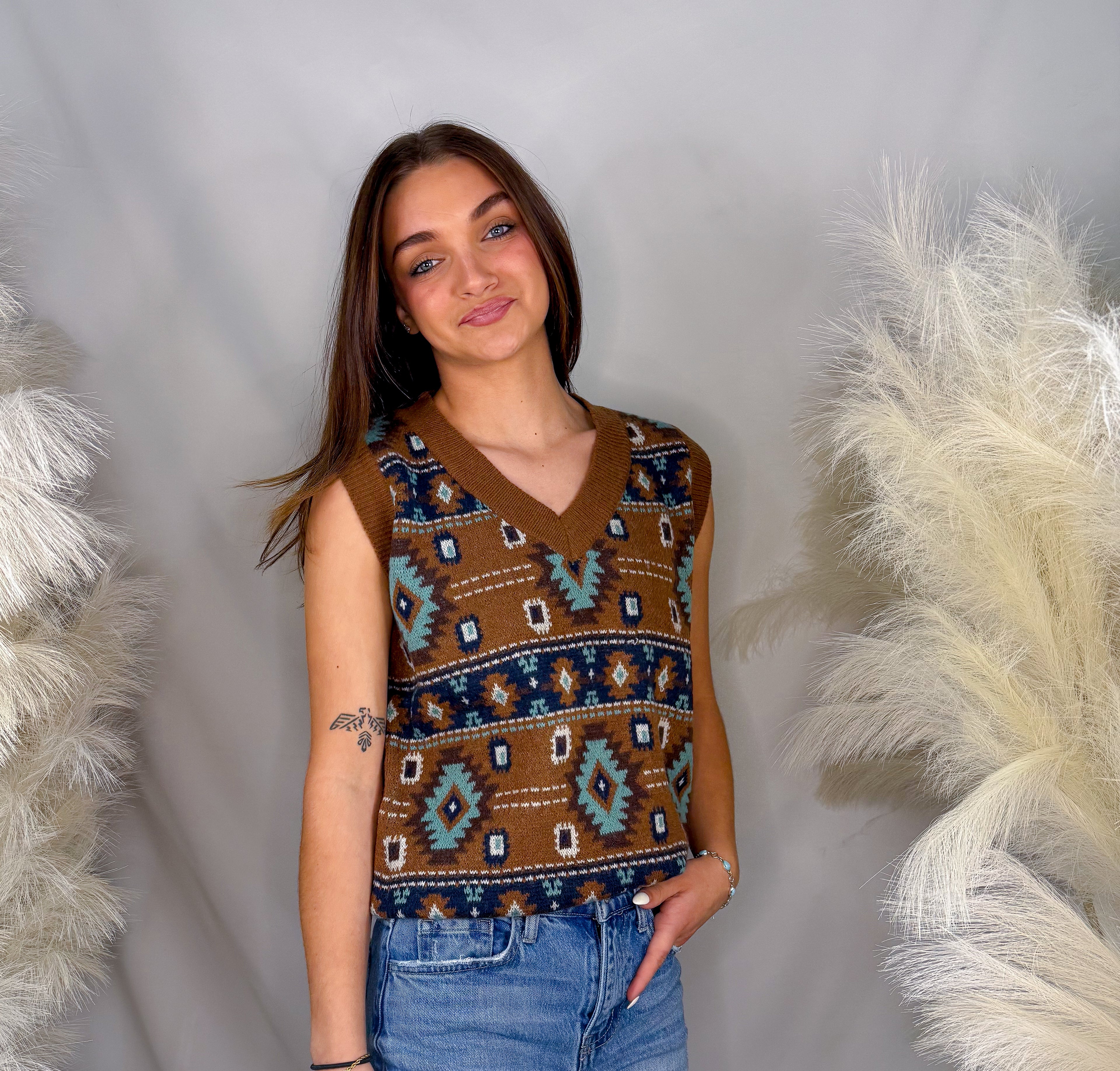 Aztec Knit Vest | Brown